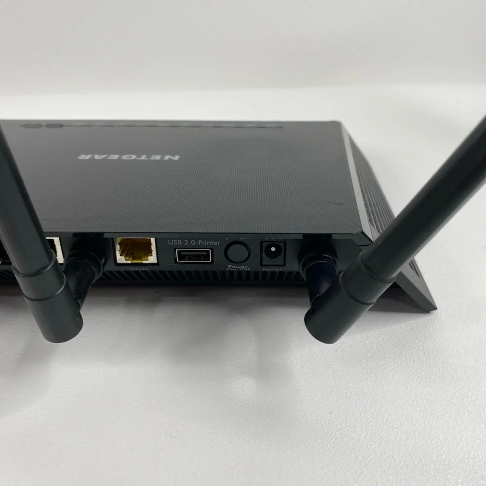 Netgear R6400v2 AC1750 Smart WiFi Router R6400 v2 - Picture 6 of 11